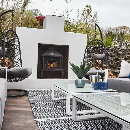 펜션 Plantation Lodge - Large Luxe House With Hot Tub 스테이블리